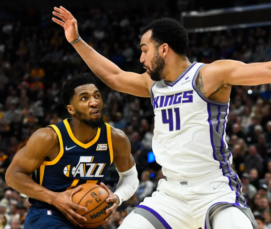 关于鹈鹕逆转江苏队,福克斯统治全场的信息 关于鹈鹕逆转江苏队,福克斯统治全场的信息