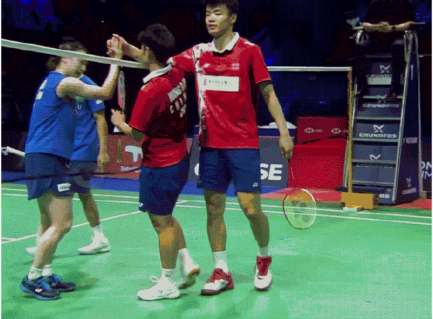 马来西亚队完胜丹麦队,黄鸭组合带队取胜 马来西亚队完胜丹麦队,黄鸭组合带队取胜