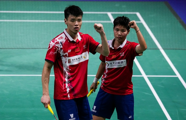 丹麦队轻取印度队，黄鸭组合高光表现