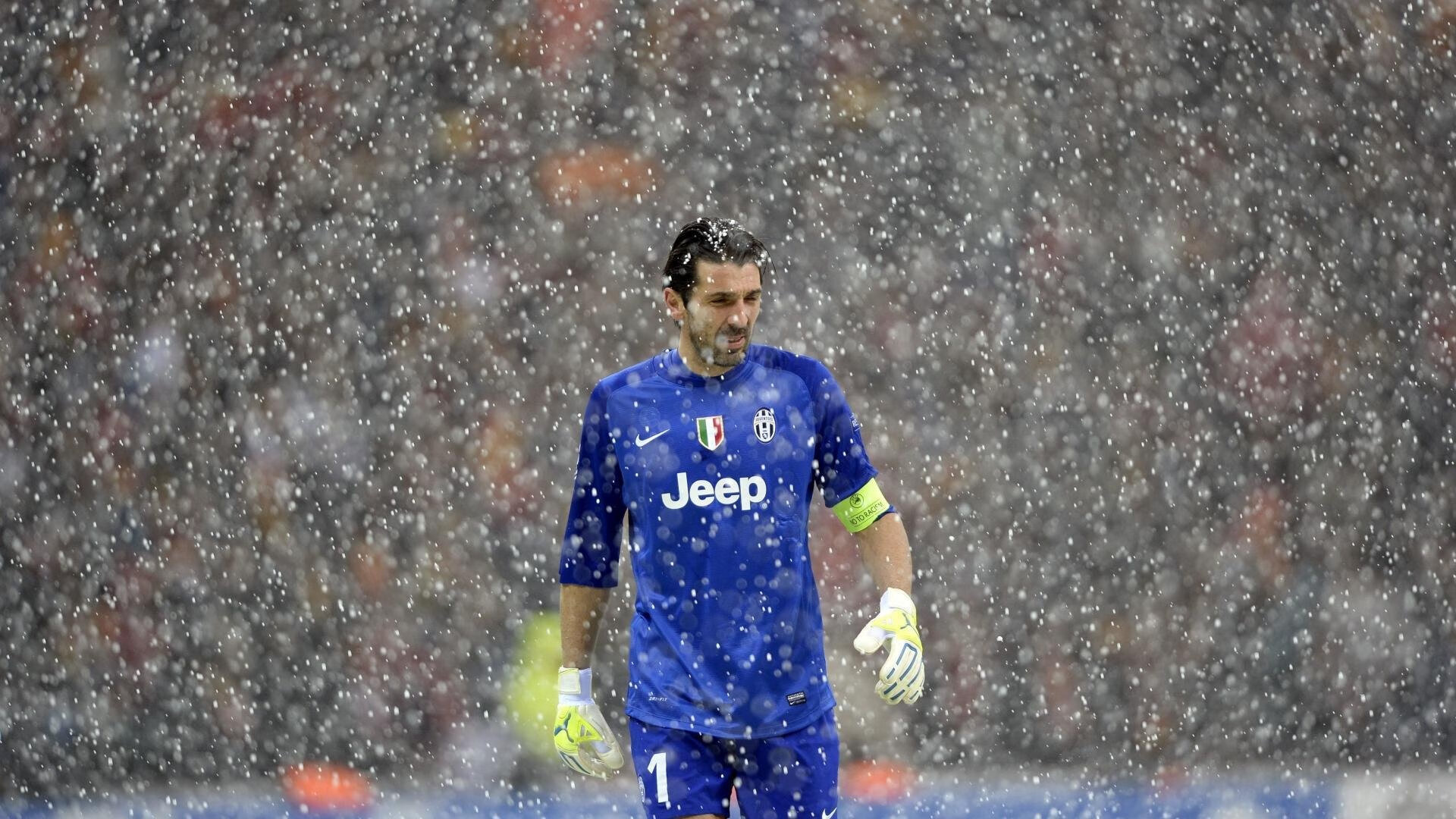 今夜，他将红魔心跳调成自己的频率，拉什福德与他的交响乐团