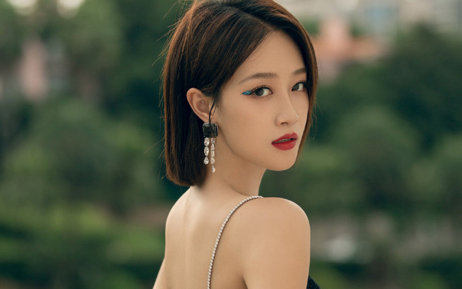 速度与荣耀,赛道新章与绿茵传奇的激情碰撞