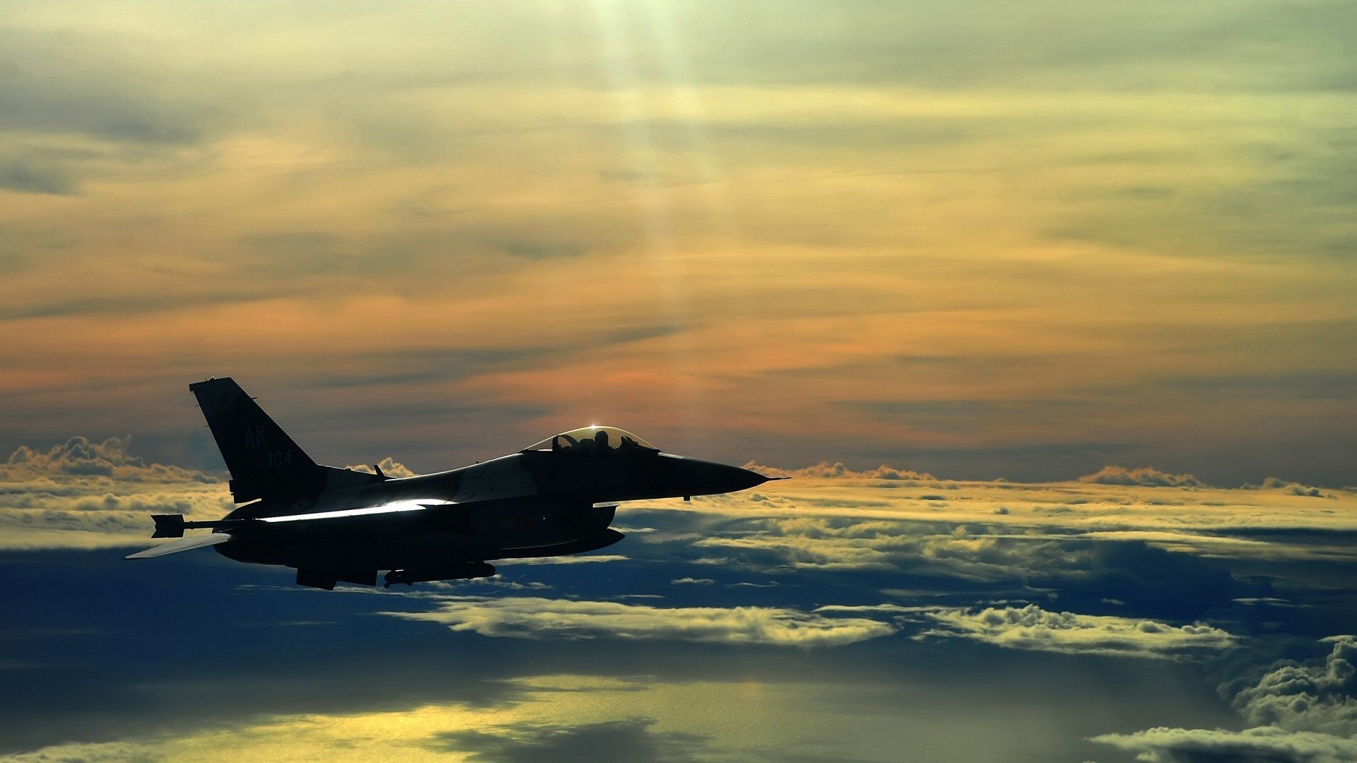 命运线在2019年4月10日交汇，足球的谏言书