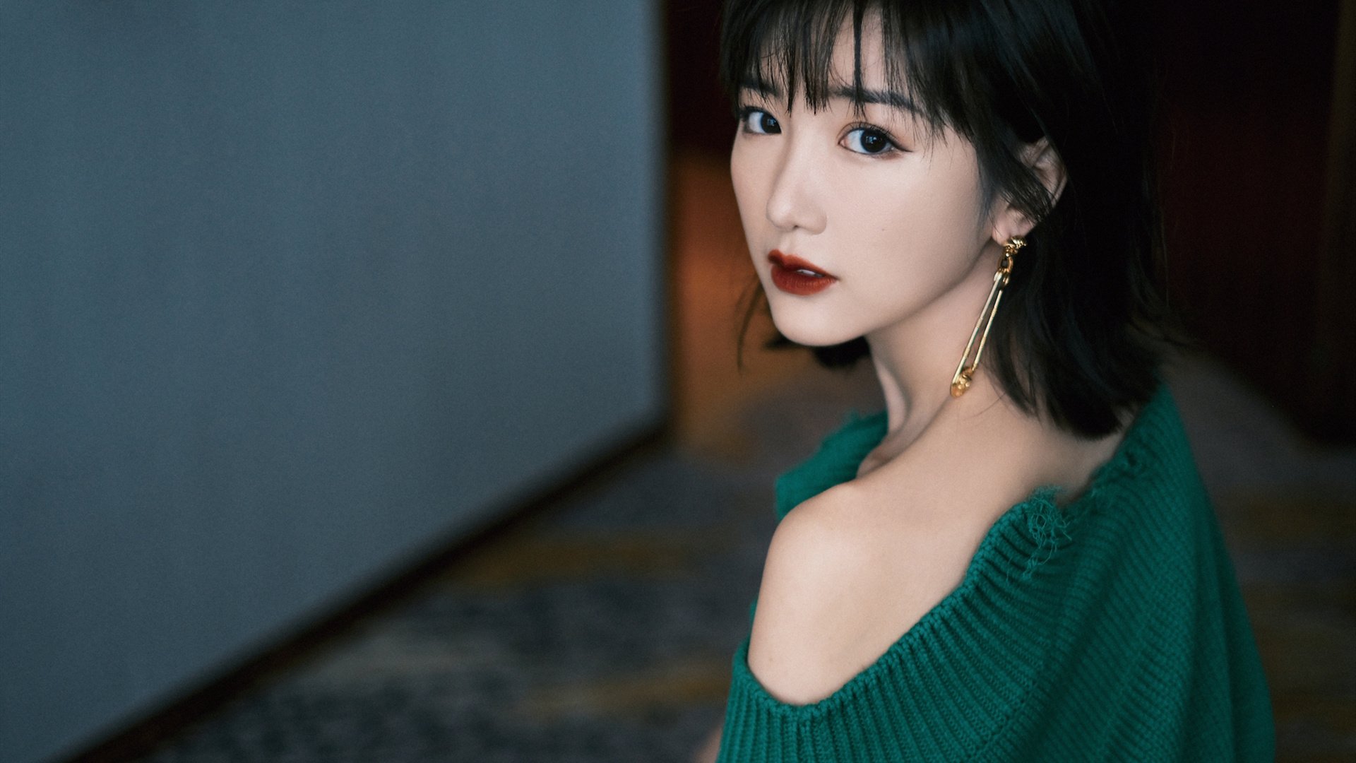 当古典艺术扼住现代飓风，佛罗伦萨的战术棋局与维尼修斯的硬仗宣言