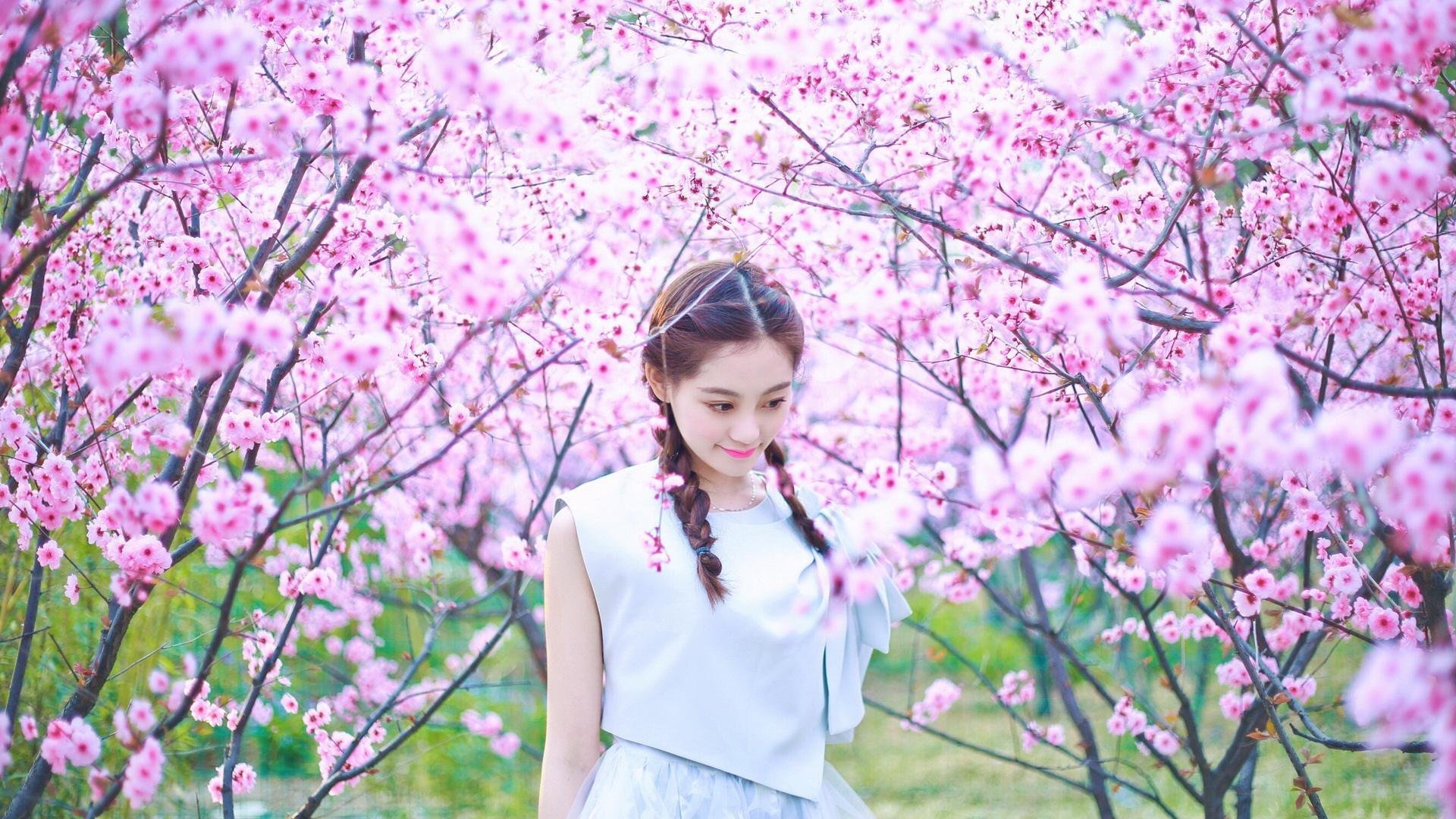 绿茵探戈，哥伦比亚的节奏魔法与格纳布里的暴力美学