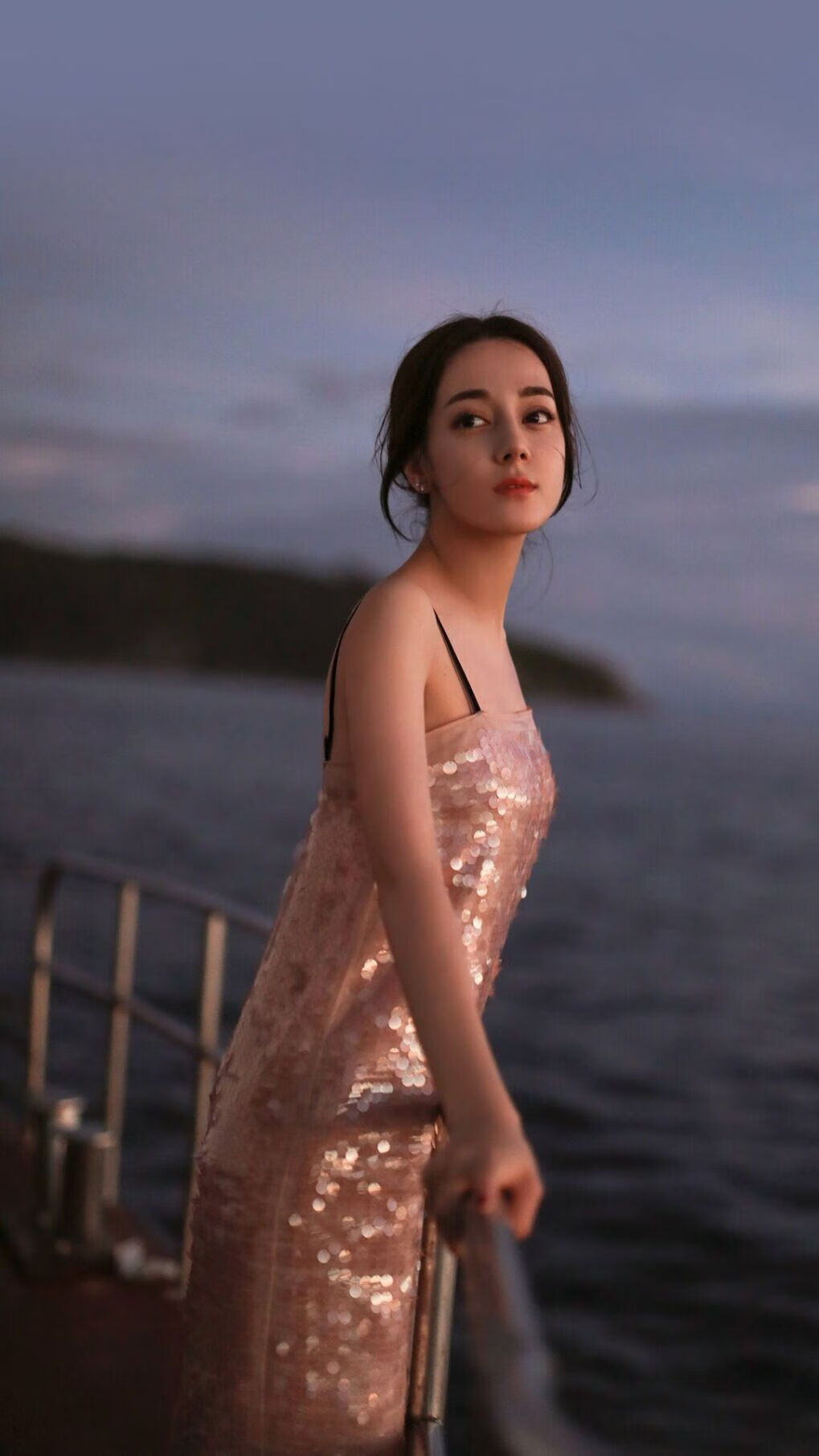 奥运周期暗涌下的绝杀回响，当步行者的刀锋划过鹈鹕的羽翼